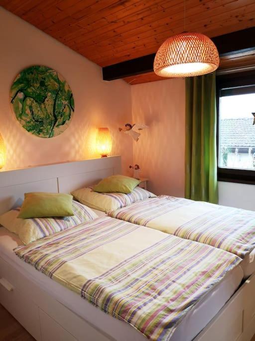 Ferienhaus Lena Im Sauerland Direkt Am Hennesee Meschede Eksteriør billede