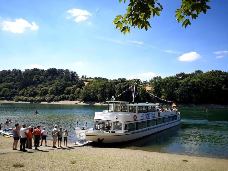 Ferienhaus Lena Im Sauerland Direkt Am Hennesee Meschede Eksteriør billede